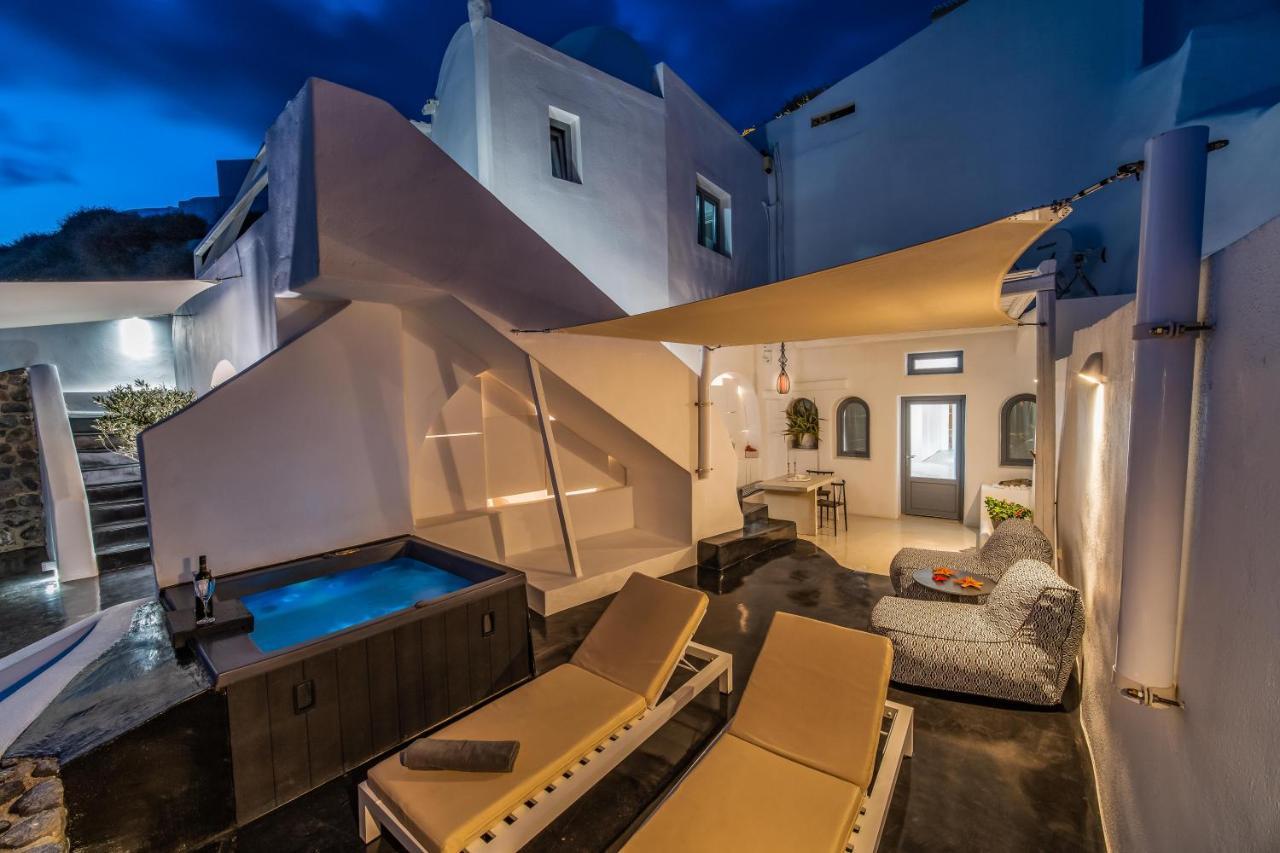 Solstice Luxury Suites Oía Dış mekan fotoğraf