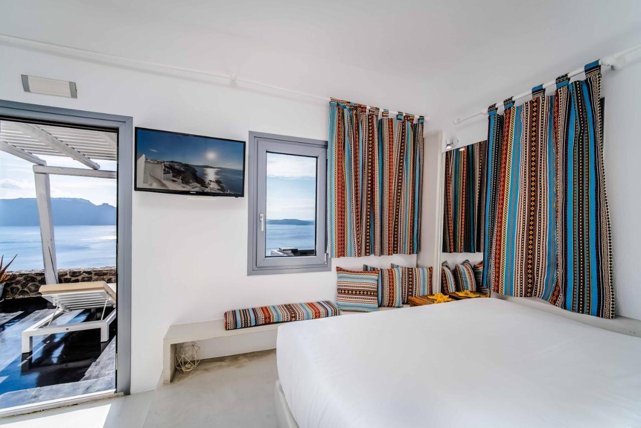 Solstice Luxury Suites Oía Dış mekan fotoğraf