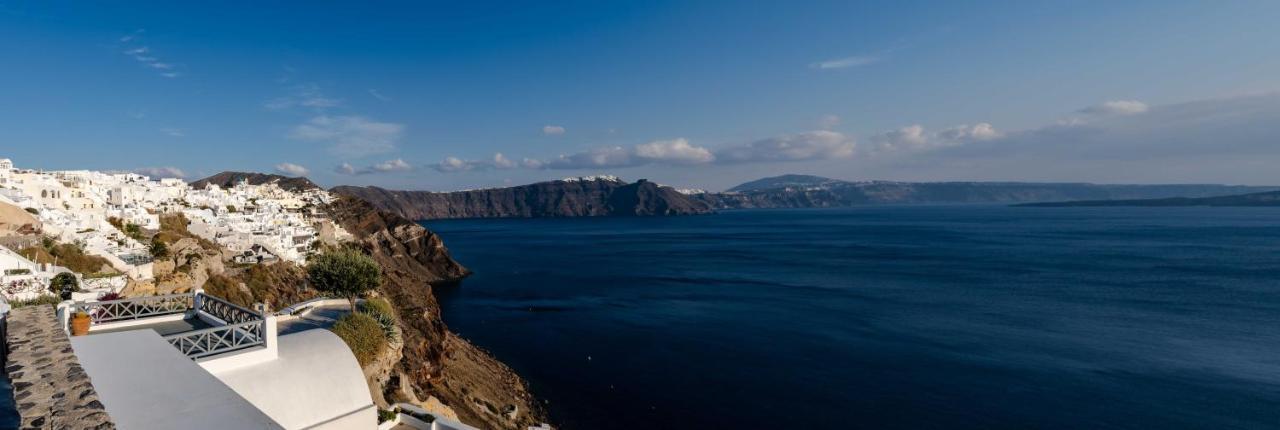 Solstice Luxury Suites Oía Dış mekan fotoğraf