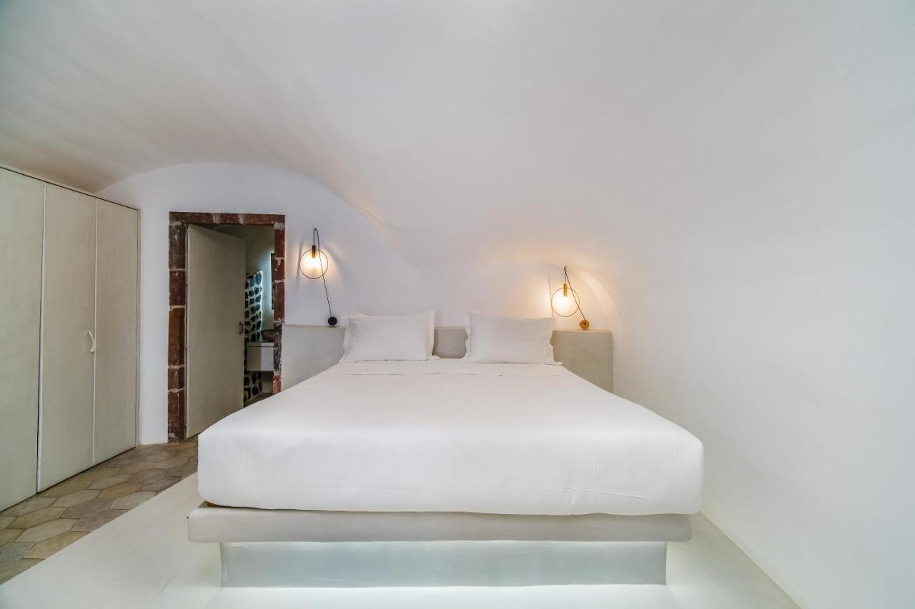 Solstice Luxury Suites Oía Dış mekan fotoğraf