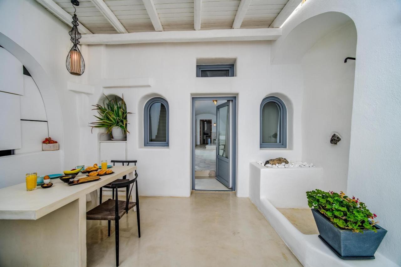 Solstice Luxury Suites Oía Dış mekan fotoğraf