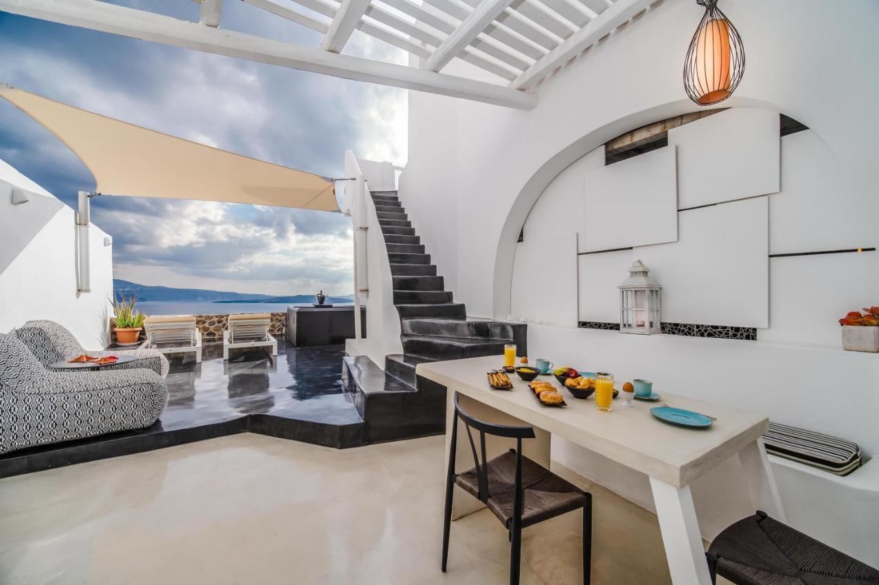Solstice Luxury Suites Oía Dış mekan fotoğraf