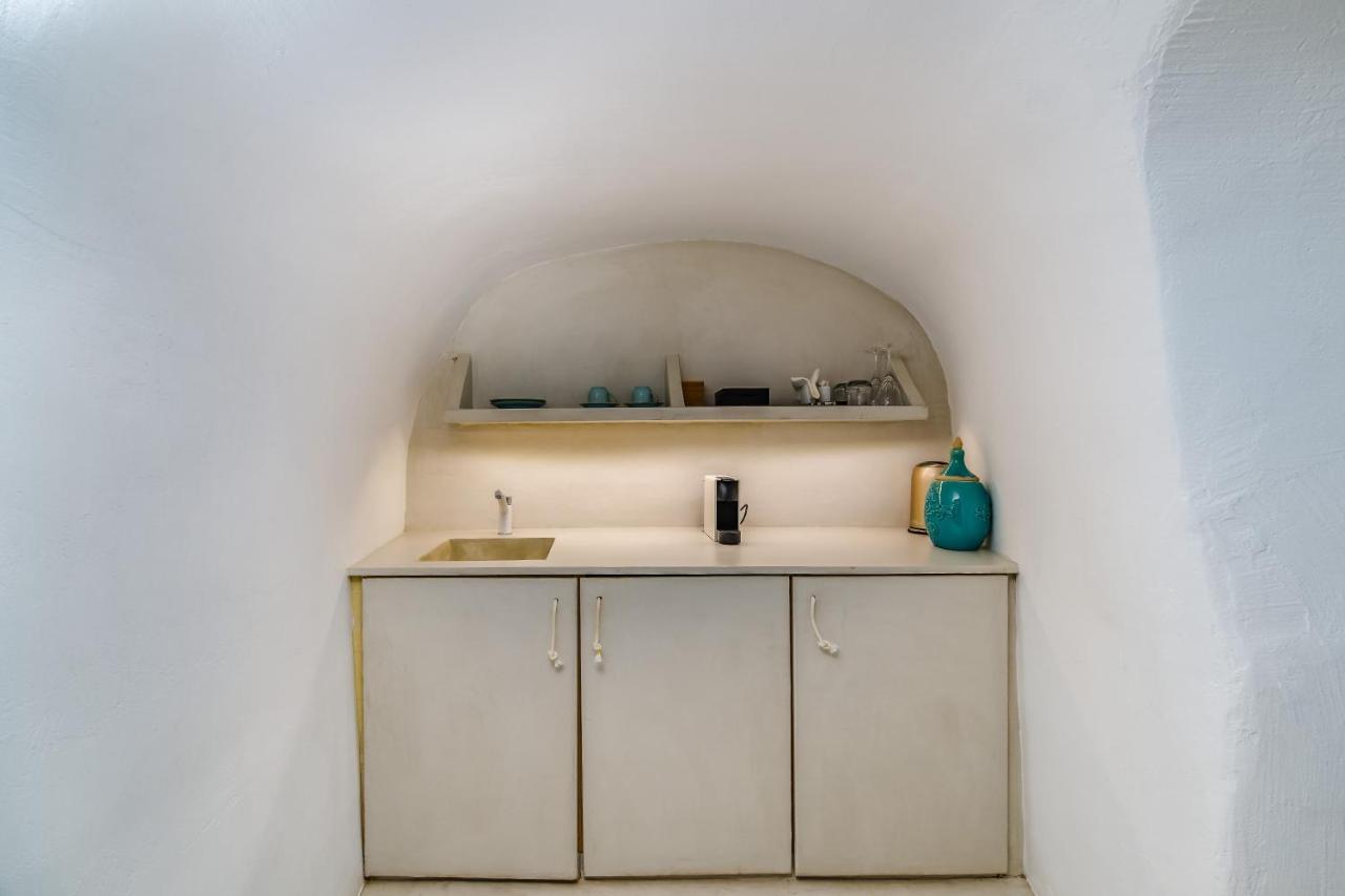 Solstice Luxury Suites Oía Dış mekan fotoğraf