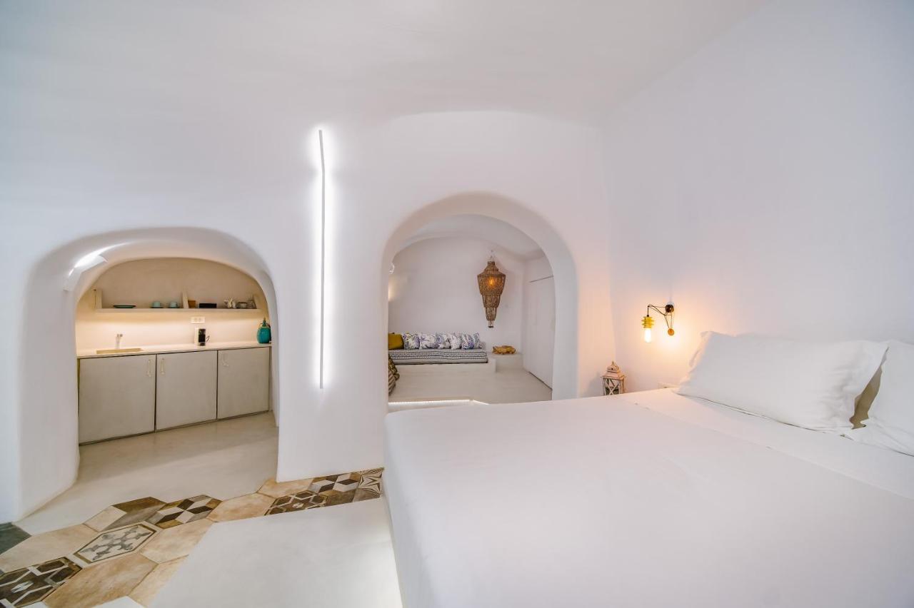 Solstice Luxury Suites Oía Dış mekan fotoğraf